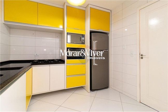 Imagem Casa com 3 Quartos à Venda, 200 m² em Boa Vista - Curitiba Imagem Casa com 3 Quartos à Venda, 200 m² em Boa Vista - Curitiba