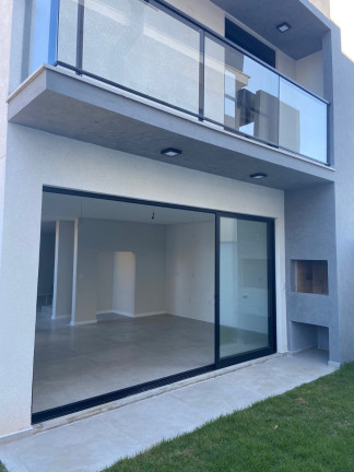 Imagem Casa com 3 Quartos à Venda, 177 m² em Campeche - Florianópolis Imagem Casa com 3 Quartos à Venda, 177 m² em Campeche - Florianópolis