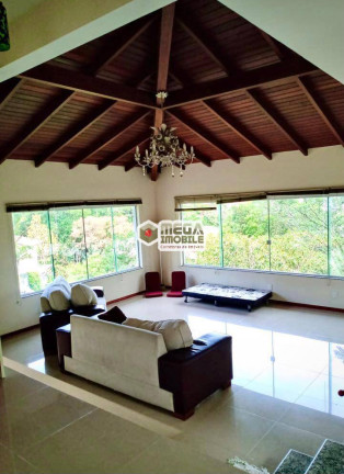 Imagem Casa com 4 Quartos à Venda, 225 m² em Trindade - Florianópolis