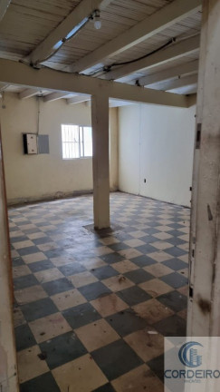Imagem Imóvel para Alugar, 640 m² em Jardim Vinte E Cinco De Agosto - Duque De Caxias