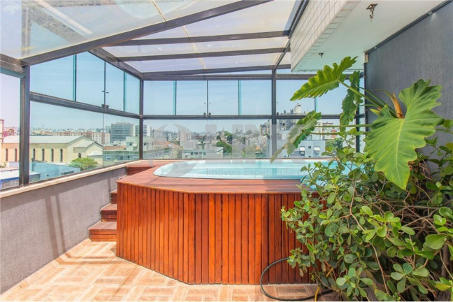 Imagem Imóvel com 3 Quartos à Venda, 205 m² em Cristo Redentor - Porto Alegre