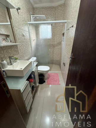 Imagem Casa com 3 Quartos à Venda, 200 m² em Jardim Las Vegas - Santo André