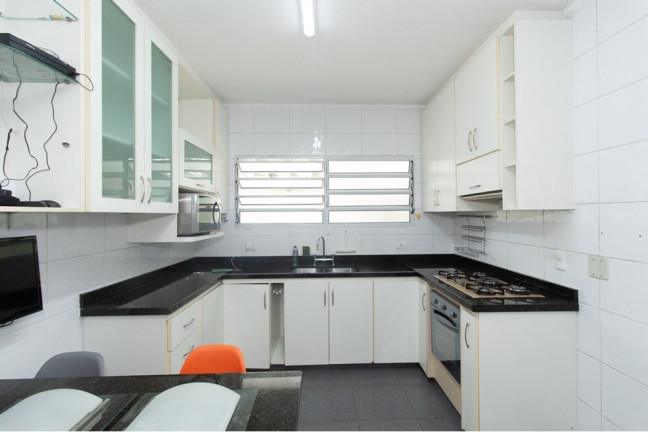 Imagem Casa com 4 Quartos à Venda, 118 m² em Bosque Da Saúde - São Paulo Imagem Casa com 4 Quartos à Venda, 118 m² em Bosque Da Saúde - São Paulo