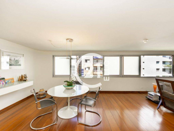 Imagem Cobertura com 2 Quartos à Venda, 270 m² em Itaim Bibi - São Paulo
