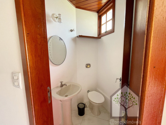 Imagem Casa com 3 Quartos à Venda, 250 m² em Sambaqui - Florianópolis Imagem Casa com 3 Quartos à Venda, 250 m² em Sambaqui - Florianópolis