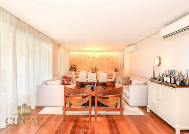 Imagem Apartamento com 3 Quartos à Venda, 226 m² em Vila Nova Conceição - São Paulo