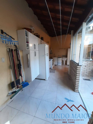 Imagem Casa com 3 Quartos à Venda, 270 m² em Silveira - Santo André
