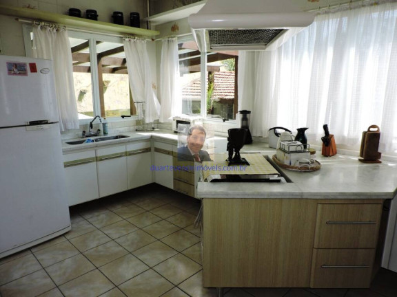 Imagem Casa com 3 Quartos à Venda, 400 m² em Residencial Euroville - Carapicuíba Imagem Casa com 3 Quartos à Venda, 400 m² em Residencial Euroville - Carapicuíba