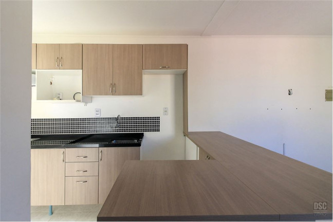 Imagem Imóvel com 2 Quartos à Venda, em Vila Nova - Porto Alegre Imagem Imóvel com 2 Quartos à Venda, em Vila Nova - Porto Alegre