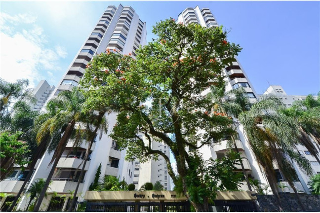 Imagem Apartamento com 3 Quartos à Venda, 130 m² em Moema - São Paulo Imagem Apartamento com 3 Quartos à Venda, 130 m² em Moema - São Paulo