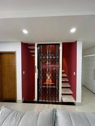 Imagem Sobrado com 3 Quartos à Venda, 226 m² em Parque Renato Maia - Guarulhos Imagem Sobrado com 3 Quartos à Venda, 226 m² em Parque Renato Maia - Guarulhos