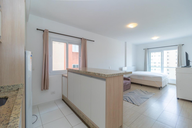 Imagem Apartamento com 1 Quarto para Alugar, 33 m² em Cristo Rei - Curitiba Imagem Apartamento com 1 Quarto para Alugar, 33 m² em Cristo Rei - Curitiba