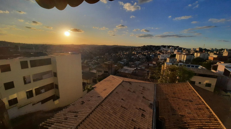 Imagem Casa com 3 Quartos à Venda, 140 m² em Diamante,(barreiro) - Belo Horizonte