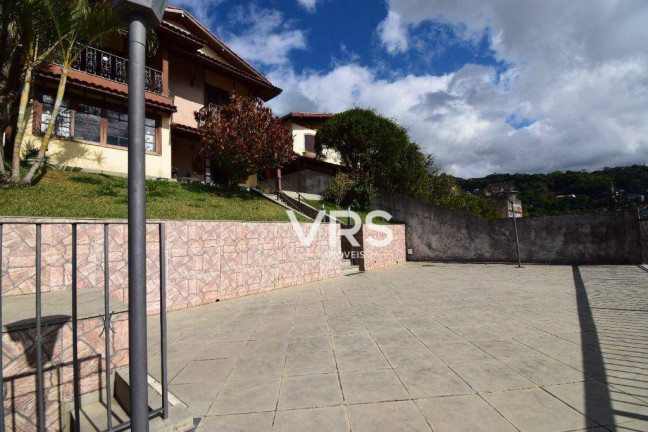 Imagem Casa com 5 Quartos à Venda, 203 m² em Agriões - Teresópolis Imagem Casa com 5 Quartos à Venda, 203 m² em Agriões - Teresópolis