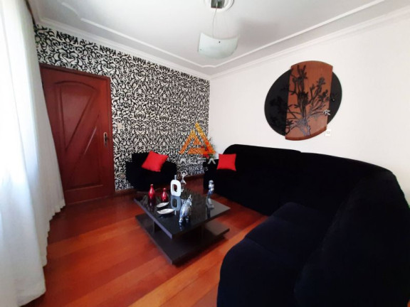 Imagem Casa com 4 Quartos à Venda, 200 m² Imagem Casa com 4 Quartos à Venda, 200 m²