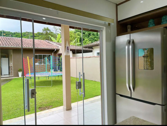 Imagem Casa com 3 Quartos para Temporada, 250 m² em Horto Florestal - Ubatuba