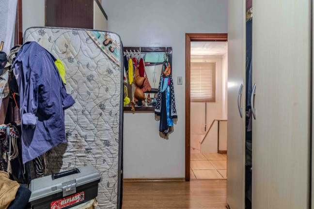 Imagem Casa com 4 Quartos à Venda, 250 m² em São João - Porto Alegre Imagem Casa com 4 Quartos à Venda, 250 m² em São João - Porto Alegre