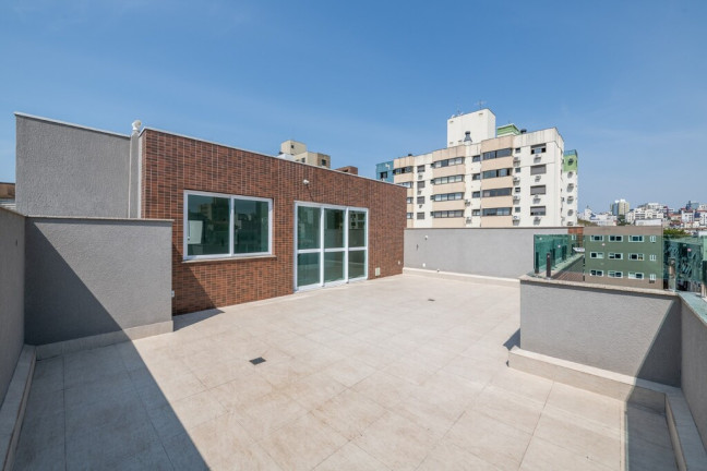 Imagem Imóvel com 3 Quartos à Venda, 243 m² em Higienópolis - Porto Alegre Imagem Imóvel com 3 Quartos à Venda, 243 m² em Higienópolis - Porto Alegre