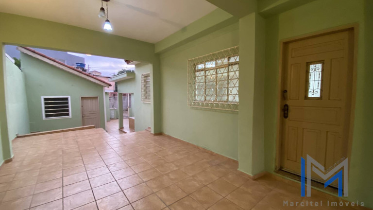 Imagem Casa com 4 Quartos à Venda, 207 m² em Remédios - Osasco