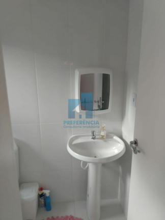 Imagem Sobrado com 2 Quartos à Venda, 80 m² em Oficinas - Ponta Grossa Imagem Sobrado com 2 Quartos à Venda, 80 m² em Oficinas - Ponta Grossa