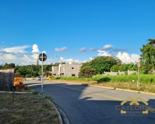 Imagem Terreno à Venda, 388 m² em Medeiros - Jundiaí Imagem Terreno à Venda, 388 m² em Medeiros - Jundiaí