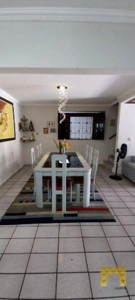 Imagem Casa com 4 Quartos à Venda ou Locação, 221 m² em Manaíra - João Pessoa Imagem Casa com 4 Quartos à Venda ou Locação, 221 m² em Manaíra - João Pessoa