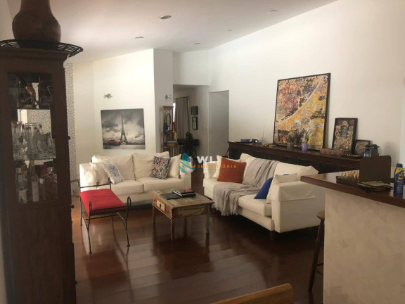 Imagem Casa com 6 Quartos à Venda, 450 m² em Alphaville - Santana De Parnaíba Imagem Casa com 6 Quartos à Venda, 450 m² em Alphaville - Santana De Parnaíba