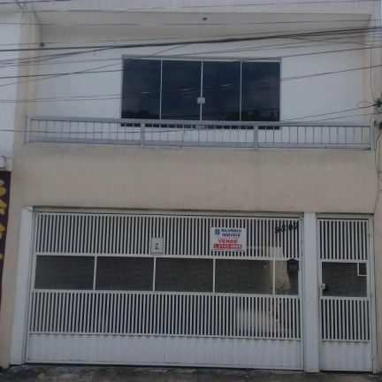 Imagem Sobrado com 4 Quartos à Venda, 265 m²