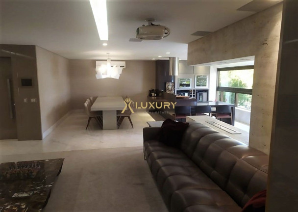Imagem Imóvel com 4 Quartos à Venda, 286 m² em Lourdes - Belo Horizonte Imagem Imóvel com 4 Quartos à Venda, 286 m² em Lourdes - Belo Horizonte