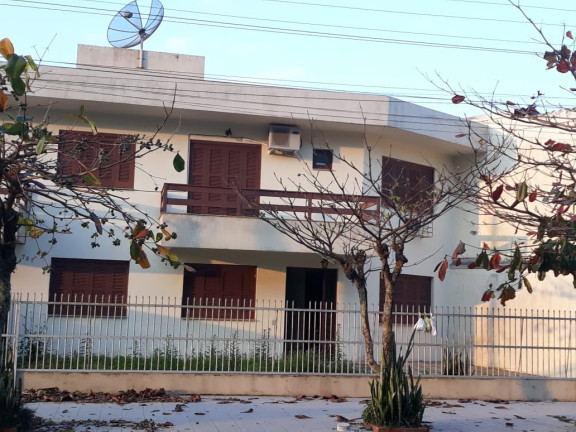 Imagem Imóvel com 5 Quartos à Venda, 220 m² em Centro - Torres Imagem Imóvel com 5 Quartos à Venda, 220 m² em Centro - Torres