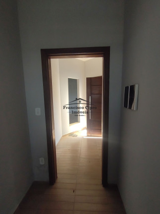 Imagem Casa com 1 Quarto à Venda, 80 m² em Village Santana - Guaratinguetá Imagem Casa com 1 Quarto à Venda, 80 m² em Village Santana - Guaratinguetá