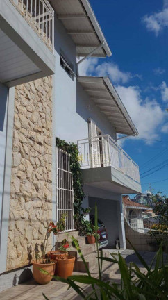 Imagem Casa com 4 Quartos à Venda, 262 m² em Capoeiras - Florianópolis Imagem Casa com 4 Quartos à Venda, 262 m² em Capoeiras - Florianópolis