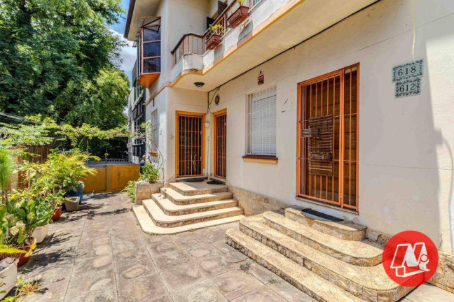 Casa com 5 Quartos à Venda, 142 m² em Menino Deus - Porto Alegre