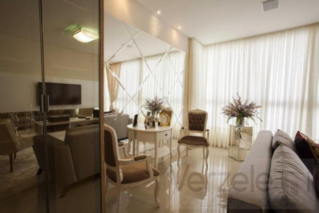 Imagem Apartamento com 3 Quartos à Venda, 128 m² em Centro - Balneário Camboriú Imagem Apartamento com 3 Quartos à Venda, 128 m² em Centro - Balneário Camboriú