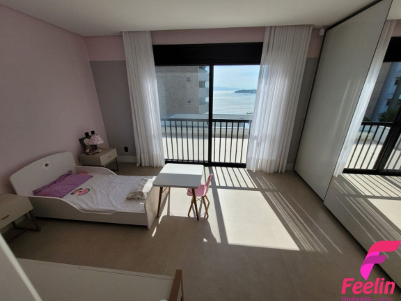 Imagem Casa com 3 Quartos à Venda, 405 m² em João Paulo - Florianópolis Imagem Casa com 3 Quartos à Venda, 405 m² em João Paulo - Florianópolis