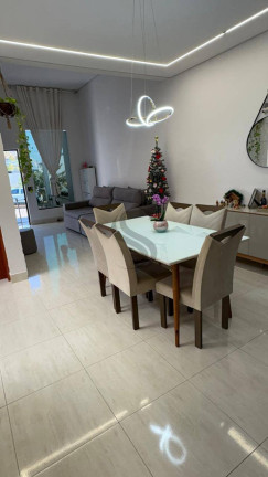 Casa com 3 Quartos à Venda, 150 m² em Horto Florestal - Sorocaba