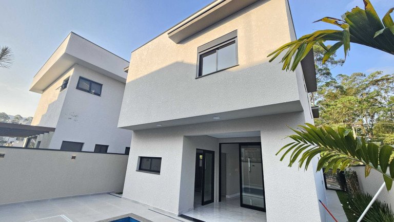 Imagem Sobrado com 4 Quartos à Venda, 235 m² em Fazenda Rodeio - Mogi Das Cruzes Imagem Sobrado com 4 Quartos à Venda, 235 m² em Fazenda Rodeio - Mogi Das Cruzes