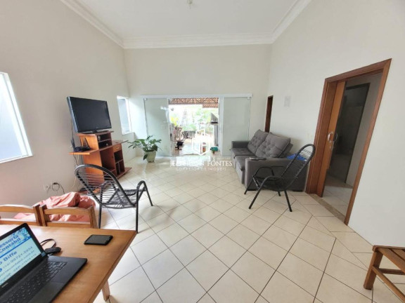Imagem Casa com 3 Quartos à Venda, 180 m² em Jardim Morumbi - Marília Imagem Casa com 3 Quartos à Venda, 180 m² em Jardim Morumbi - Marília