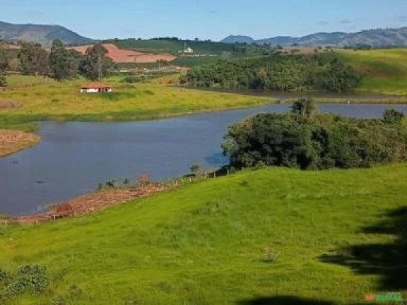 Imagem Imóvel à Venda, 70 m² em Monte Sião - Monte Sião Imagem Imóvel à Venda, 70 m² em Monte Sião - Monte Sião