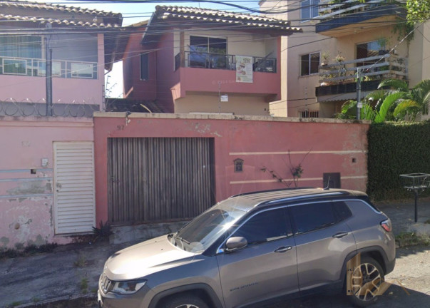 Casa com 4 Quartos à Venda, 352 m² em Heliópolis - Belo Horizonte