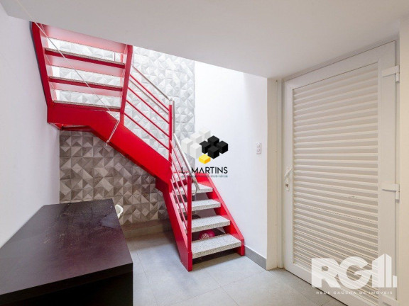 Imagem Casa com 3 Quartos à Venda, 400 m² em Três Figueiras - Porto Alegre Imagem Casa com 3 Quartos à Venda, 400 m² em Três Figueiras - Porto Alegre