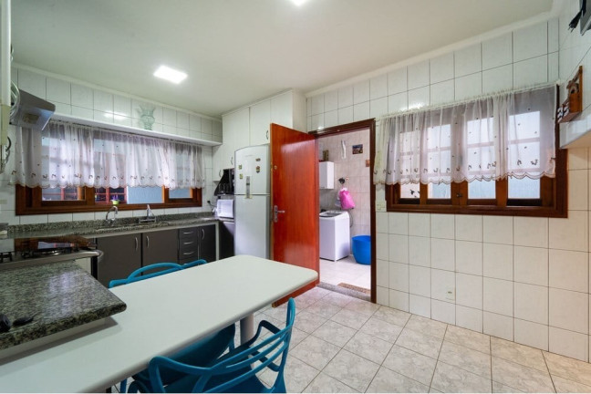 Imagem Casa com 4 Quartos à Venda, 201 m² em Vila Agrícola - Jundiaí Imagem Casa com 4 Quartos à Venda, 201 m² em Vila Agrícola - Jundiaí