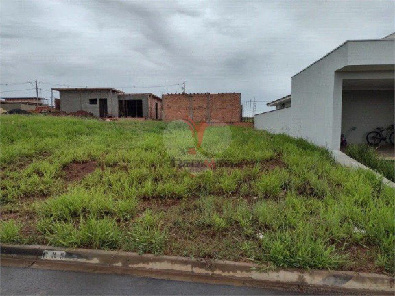 Imagem Terreno à Venda, 300 m² em Jardim Itamaraty - Lençóis Paulista Imagem Terreno à Venda, 300 m² em Jardim Itamaraty - Lençóis Paulista
