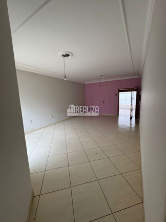 Imagem Casa com 3 Quartos à Venda, 300 m² em Jardim Maracanã - Uberaba Imagem Casa com 3 Quartos à Venda, 300 m² em Jardim Maracanã - Uberaba