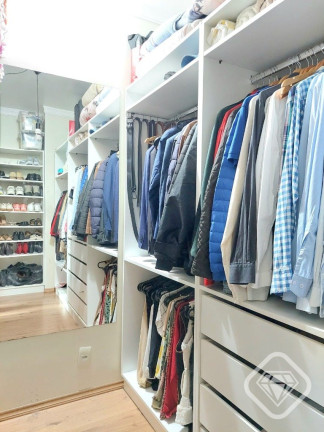 Imagem Casa com 3 Quartos à Venda, 172 m² em Jardins Do Prado - Porto Alegre Imagem Casa com 3 Quartos à Venda, 172 m² em Jardins Do Prado - Porto Alegre