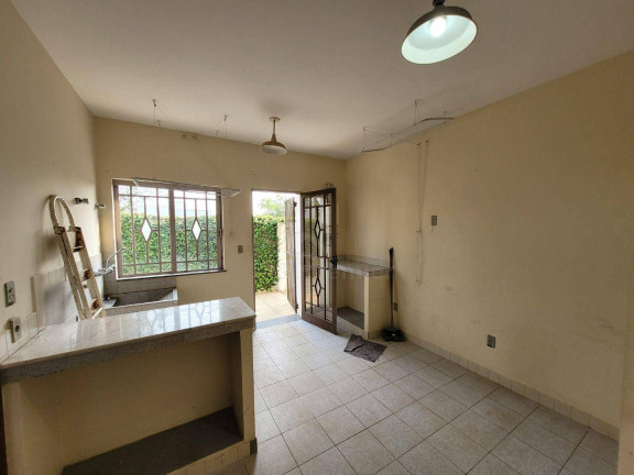 Imagem Casa com 3 Quartos para Alugar, 200 m² em Centro - Indaiatuba Imagem Casa com 3 Quartos para Alugar, 200 m² em Centro - Indaiatuba