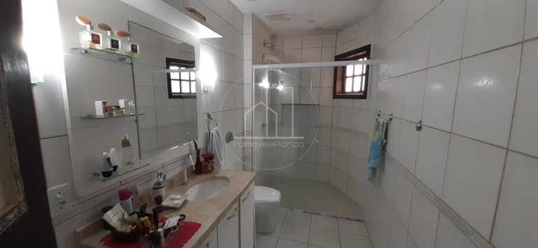 Imagem Casa com 4 Quartos à Venda, 200 m² em São João Do Rio Vermelho - Florianópolis Imagem Casa com 4 Quartos à Venda, 200 m² em São João Do Rio Vermelho - Florianópolis