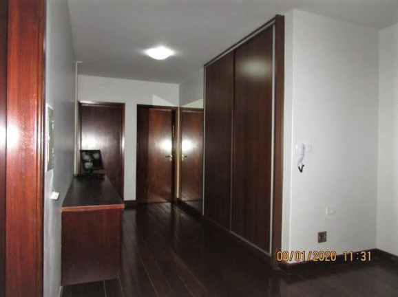 Imagem Sobrado com 4 Quartos à Venda, 405 m² em Quebec - Londrina Imagem Sobrado com 4 Quartos à Venda, 405 m² em Quebec - Londrina