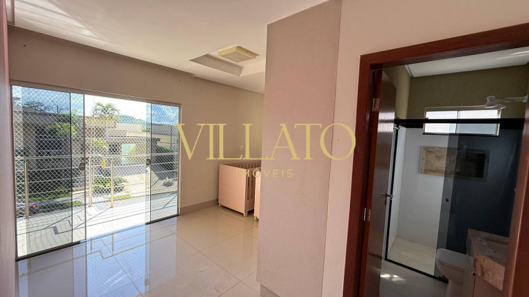 Imagem Casa com 5 Quartos à Venda, 371 m² em Condomínio Do Lago 1ª Etapa - Goiânia Imagem Casa com 5 Quartos à Venda, 371 m² em Condomínio Do Lago 1ª Etapa - Goiânia