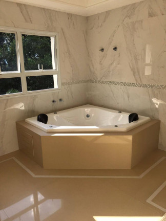 Imagem Casa com 3 Quartos à Venda, 370 m² em Tarumã - Santana De Parnaíba Imagem Casa com 3 Quartos à Venda, 370 m² em Tarumã - Santana De Parnaíba